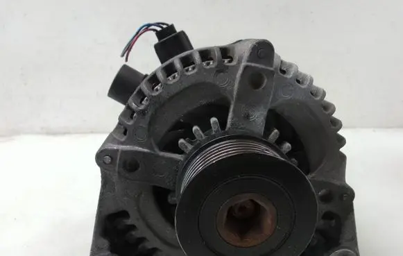 Volvo V50 Generator/alternator 0210802590