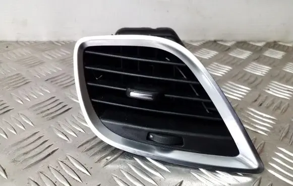 Opel Mokka Dashboard side air vent grill/cover trim 95245316 95245318