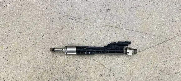 BMW M6 Fuel injector 7645956 8627842 12647645956