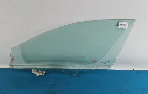 Hyundai Elantra VII Front door window glass four-door IMPRK1565951