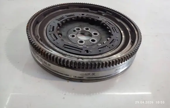 Seat Leon IV Dual mass flywheel 04E105266AM
