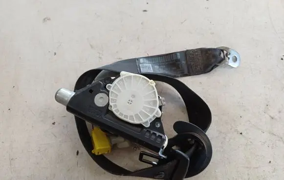 Volkswagen PASSAT B6 Front seatbelt 3C1857705F YD41911607S 33046823