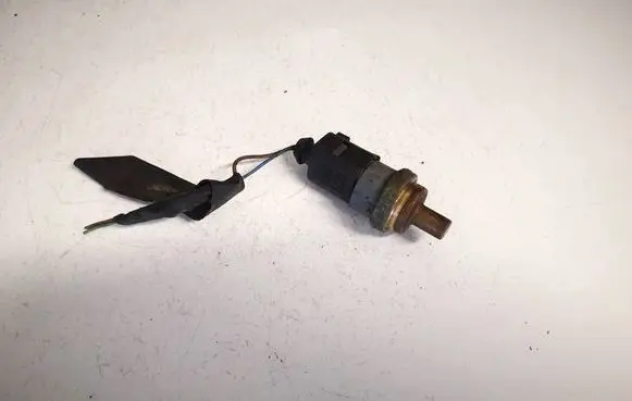 Volkswagen Polo IV 9N3 Coolant temperature sensor 06a919501a