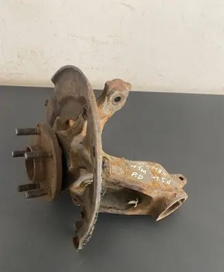 Ford C-MAX II Front wheel hub Av613k171