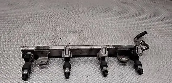 Nissan Tiida C11 Fuel injectors set FBY2850