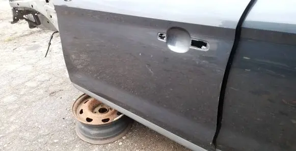 Ford Kuga I Front door