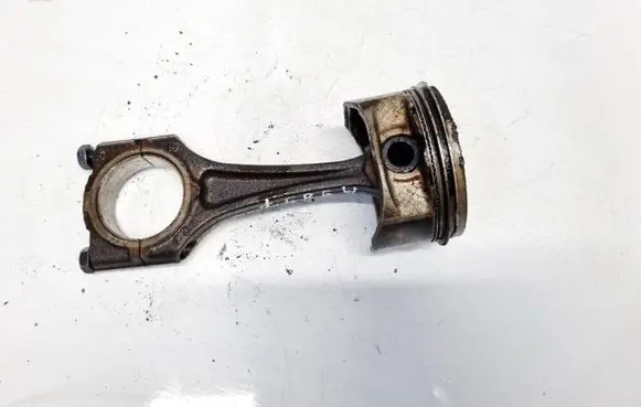 Chevrolet Captiva Piston with connecting rod