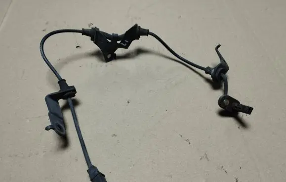 Honda Accord ABS brake wheel speed sensor 210753474