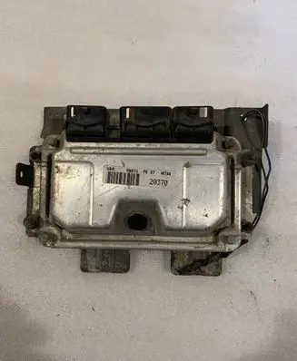Citroen Xsara Picasso Engine control unit/module 6NA7J 20370 M744