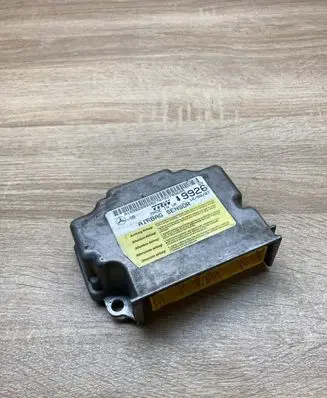 Mercedes-Benz A W169 Airbag control unit/module A1698209926