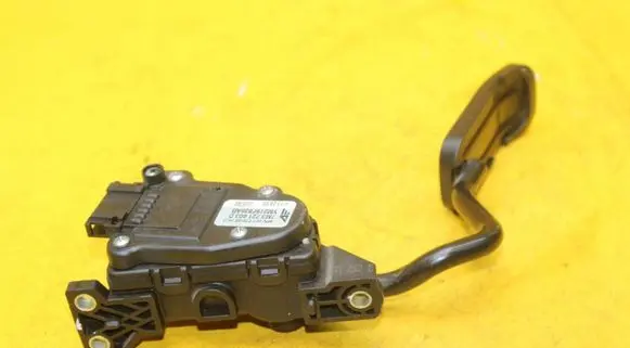 Ford Galaxy Accelerator throttle pedal 7M3721603D