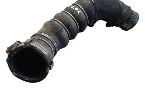 Audi A4 S4 B7 8E 8H Intercooler hose/pipe 038131111J