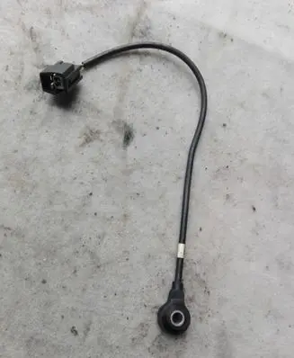 Volvo S60 Detonation knock sensor 98MF12A699BA