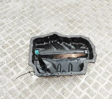 Volkswagen Golf VII Oil sump 04E103600H 07P907660
