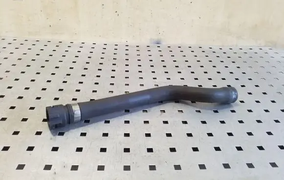 BMW 5 E39 Engine coolant pipe/hose 11532247820 2247820
