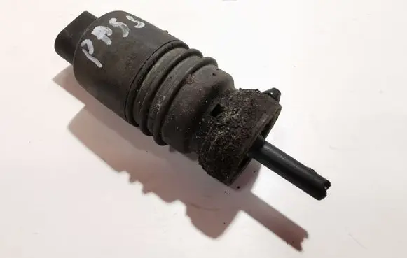 Volkswagen PASSAT B6 Windscreen/windshield washer pump 1T0955651