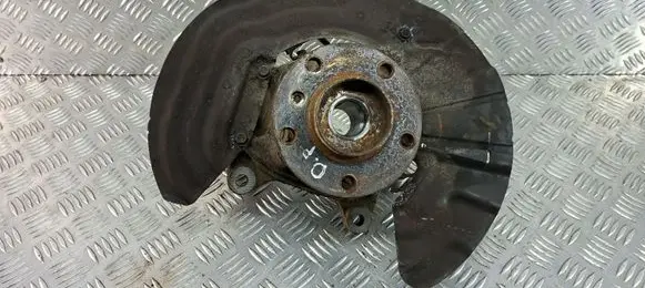 BMW X3 F25 Front wheel hub