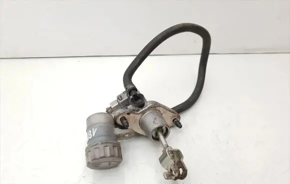 Honda Civic IX Clutch master cylinder 