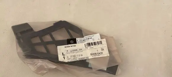 Mercedes-Benz A W177 Front bumper mounting bracket A177885170064