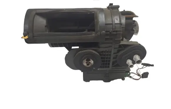 Renault Megane II Interior heater climate box assembly 8200407110 B84031155T