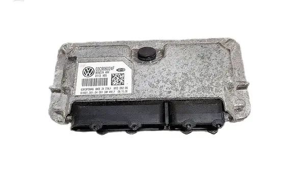 Volkswagen Polo Engine control unit/module 03C906024F