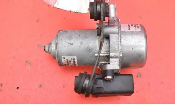 Skoda Fabia Mk1 (6Y) Master brake cylinder 1K0612181F