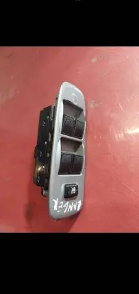 Ford Ranger Electric window control switch PPGF20