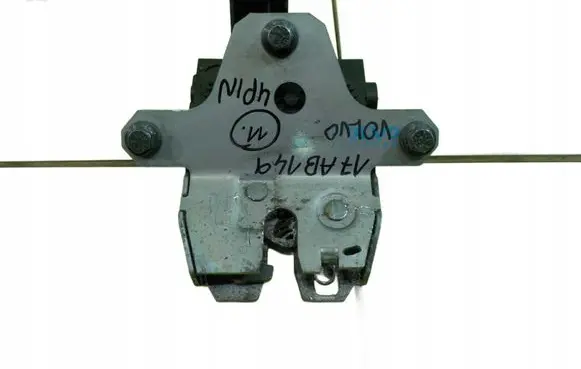 Volvo V60 Tailgate exterior lock 31335045 17AB149