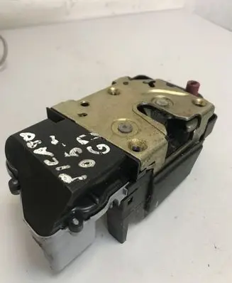 Citroen C3 Rear door lock 24091816