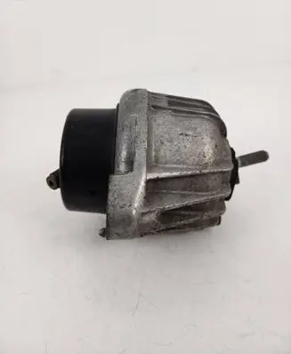 BMW X1 E84 Engine mount bracket 6773742