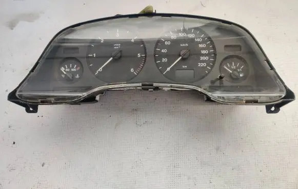 Opel Zafira A Speedometer (instrument cluster) 24419561