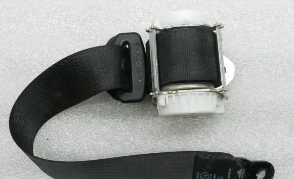 Opel Meriva B Rear seatbelt 13364132 13307288