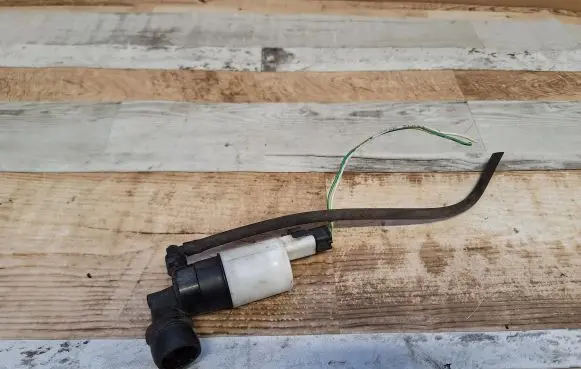 Renault Espace - Grand espace IV Windscreen/windshield washer pump 9641553880 9641553980