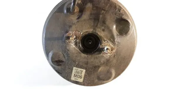 Hyundai Tucson JM Brake booster 585002E400 M06