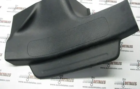 Rear sill trim cover