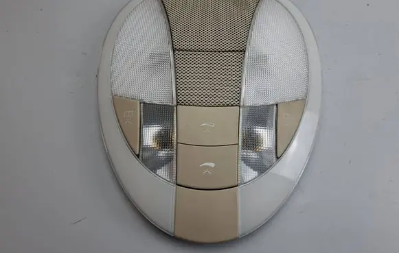 Mercedes-Benz E W211 Rear seat light A2118202201 0003974575 2JM00825702