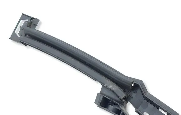 Citroen C4 III e-C4 Rear door windshield rail 9832978680