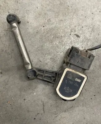 BMW X5 E70 Headlight/headlamp level sensor 6785206 270710 0001