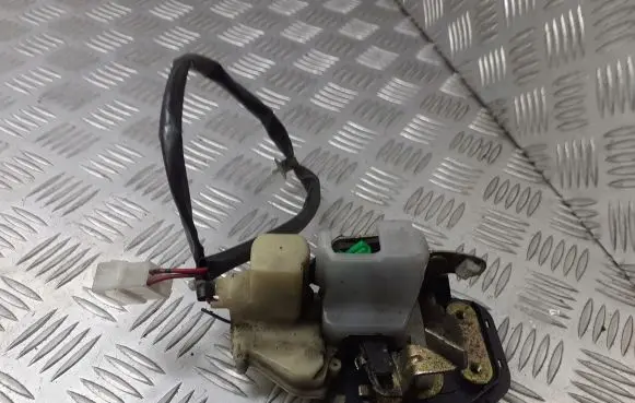 Mazda 626 Rear door lock BRAK