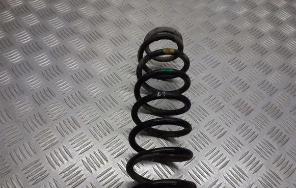 Toyota Corolla Verso E121 Rear coil spring