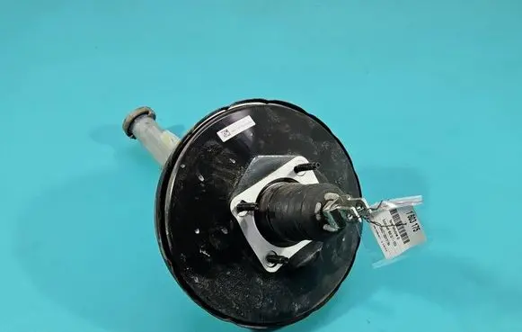 Suzuki Swift III Brake booster 0204833412 IMPRK1603175