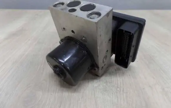 Volvo XC90 ABS Pump 30714956 43270