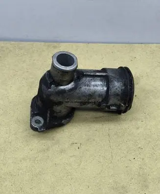 Mercedes-Benz CLK A209 C209 Engine coolant pipe/hose A6422000056