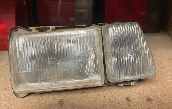 Volkswagen PASSAT B2 Headlight/headlamp 302124502 301125516