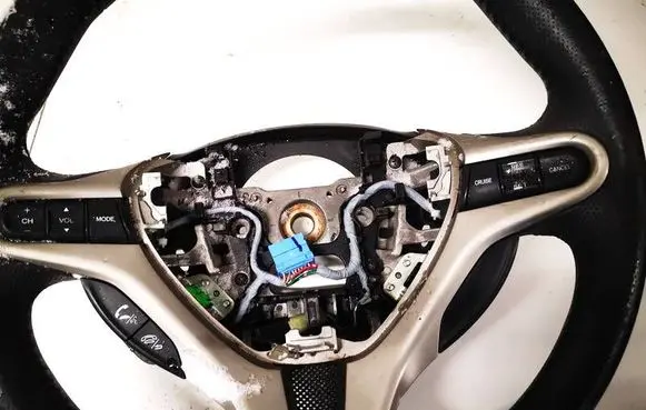 Honda Civic Steering wheel buttons/switches 