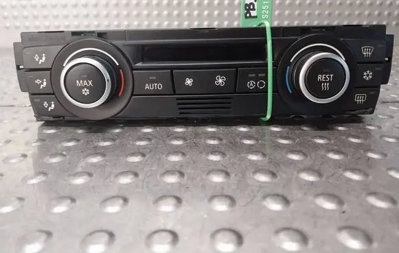 BMW 3 E90 E91 Climate control unit 9147299