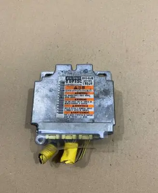 Suzuki Grand Vitara II Airbag control unit/module 3891065J30 W2T71972