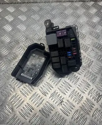 Mitsubishi Outlander Fuse module