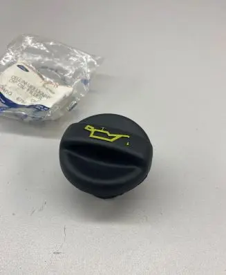 Ford Fiesta Oil filler cap 3M5Q6766BC