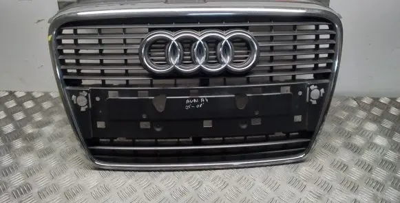 Audi A4 S4 B7 8E 8H Front grill 8E0853651J